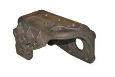 Кронштейн перед. рессоры передний FAW J7 левый Кронштейн перед. рессоры передний FAW J7 левый