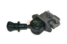 Кран ручного тормоза SHAANXI 3 выхода 6156 Кран ручного тормоза SHAANXI 3 выхода 6156