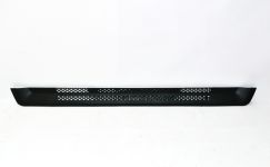 Решетка облицовки капота средн. F3000