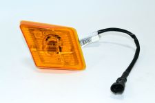 Фонарь поворотник SHAANXI SHACMAN X3000 правый на крыло