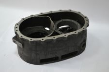 Картер редуктора среднего моста (перед. часть) HOWO