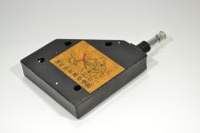 Клапан ограничительный подъема кузова HYVA