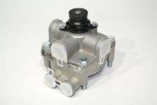 Клапан торм. ускорительный SHAANXI F3000 070 Клапан торм. ускорительный SHAANXI F3000 070