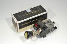 Кран подъема кузова (3 выхода) CREATEK