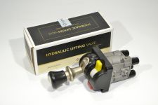 Кран подъема кузова (4 выхода) CREATEK