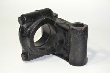 Кронштейн крепления перед. стаб. прав. SHAANXI F3000 Кронштейн крепления перед. стаб. прав. SHAANXI F3000