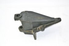 Кронштейн перед. рессоры зад. HOWO лев. Кронштейн перед. рессоры зад. HOWO лев.