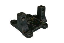 Кронштейн крепления реактивной штанги нижней правый Кронштейн крепления реактивной штанги нижней правый