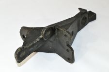 Кронштейн торсиона кабины лев. SHAANXI F3000 Кронштейн торсиона кабины лев. SHAANXI F3000