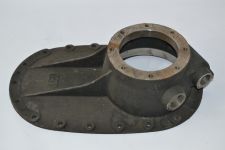 Крышка картера сред. моста HOWO Крышка картера сред. моста HOWO