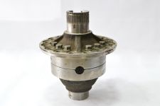 Дифференциал межосевой SHAANXI F3000 заднего редуктора Дифференциал межосевой SHAANXI F3000 заднего редуктора