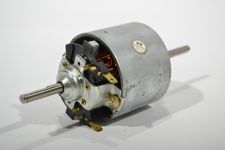 Мотор отопителя HOWO гол.