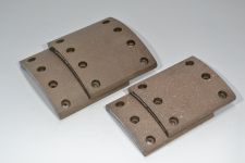 Накладка торм. перед. HOWO CREATEK к-т на колесо