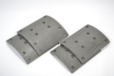 Накладка торм. зад. SHAANXI F3000 к-т на колесо CREATEK