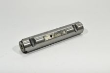 Палец рессоры 6х4 HOWO под два болта