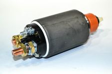 Реле втягивающее HOWO на зеленый стартер