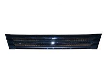 Решетка радиатора BAW-1044 33462 2011г черн+серебр Решетка радиатора BAW-1044 33462 2011г черн+серебр