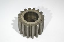 Шестерня бортовой передачи мал.(сателлит z=16)