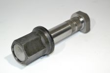 Шпилька зад. колеса 23мм усиленная