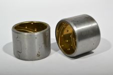 Втулка шкворня HOWO верх. Втулка шкворня HOWO верх.