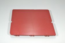 Заглушка бампера пластмассовая правая HOWO